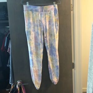 Young Fabulous and Broke Sweats size M